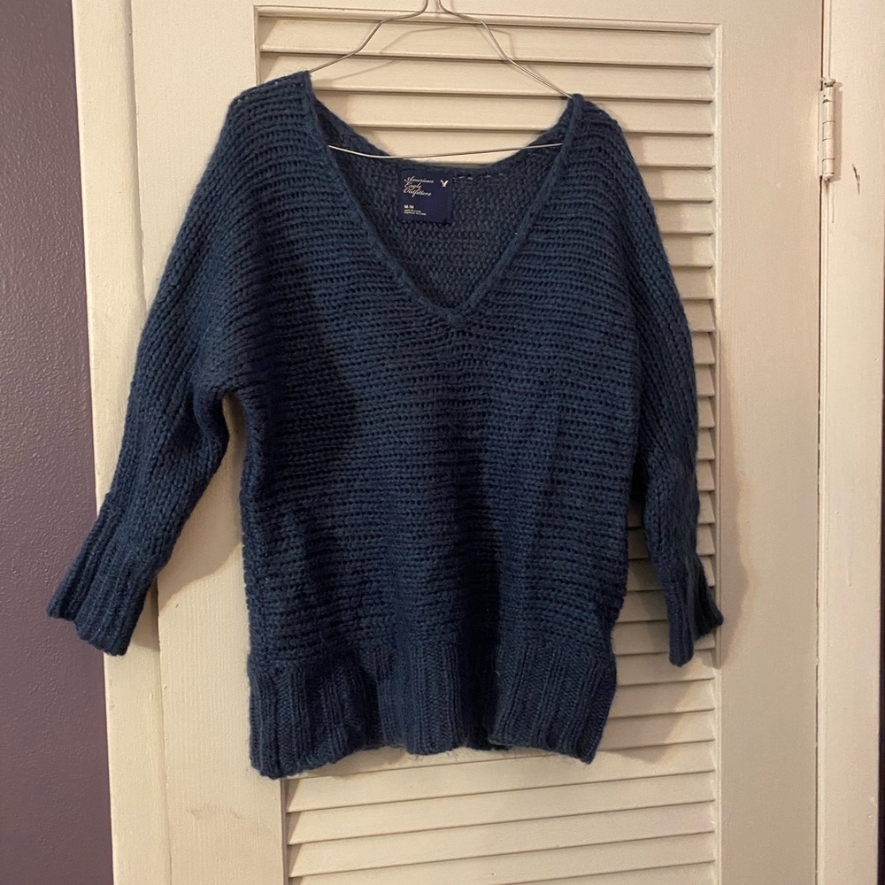 American Eagle sweater
